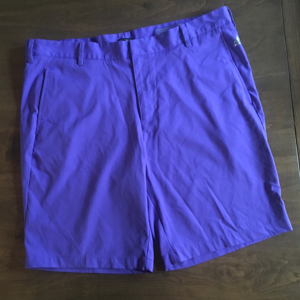 ⛳️Great Condition⛳️ Adidas Flat Front Shorts